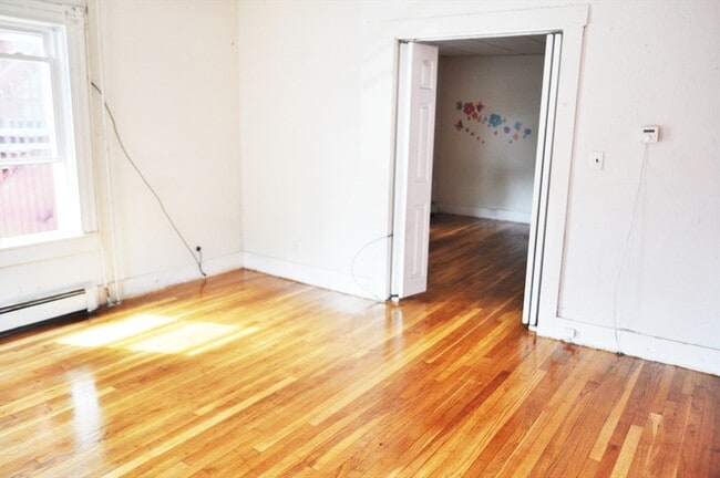 Photo - 8 Grant St Apartment Unit 1