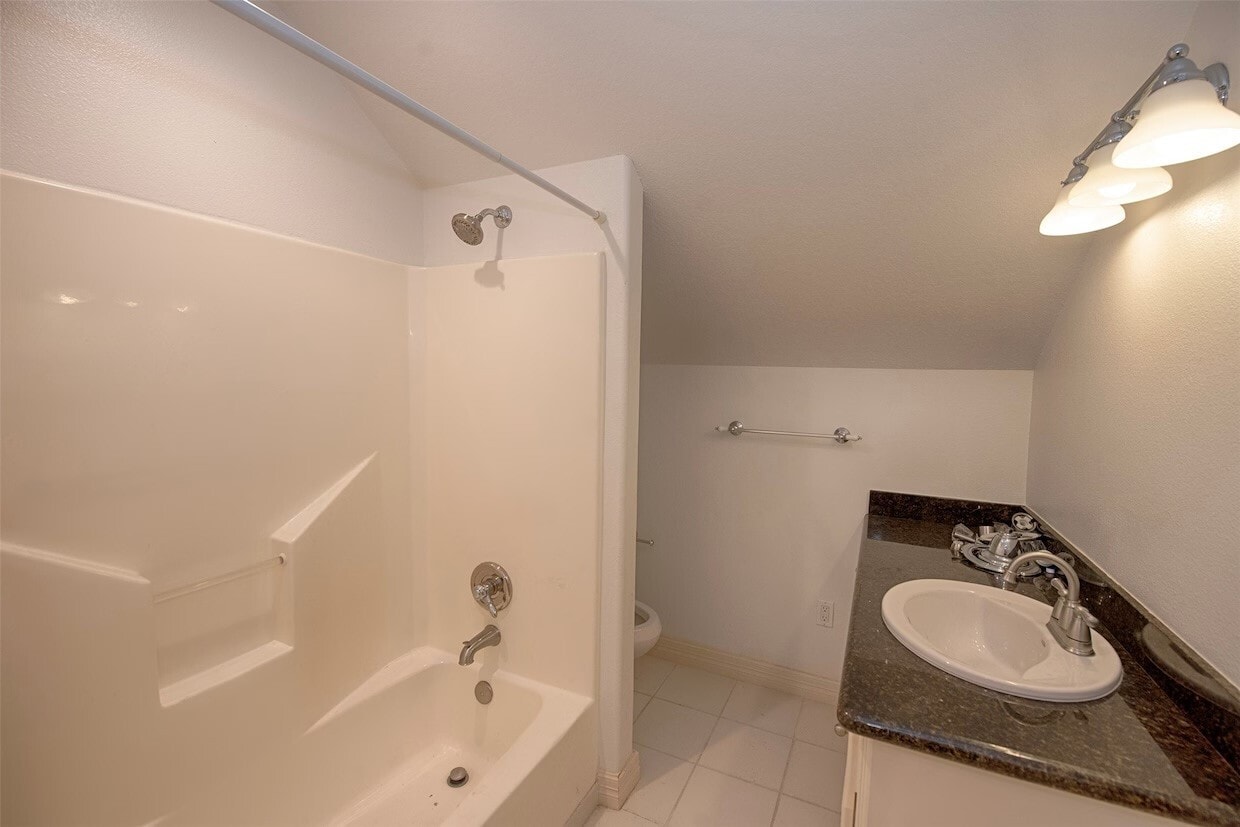 Photo - 2293 E Bayshore Dr