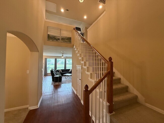 Photo - 1420 Somerset Dr