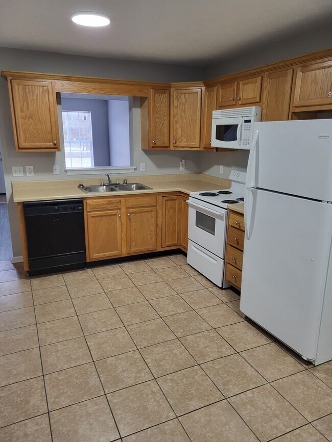 1021 Brooklyn Blvd Unidad 38