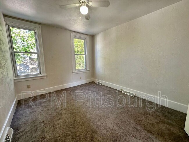 Photo - 817 N Sheridan Ave