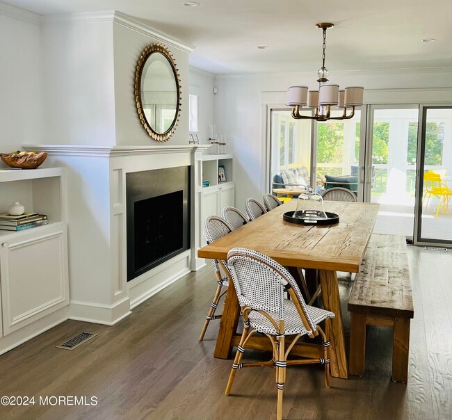 Photo - 2122 Edgewood Pl