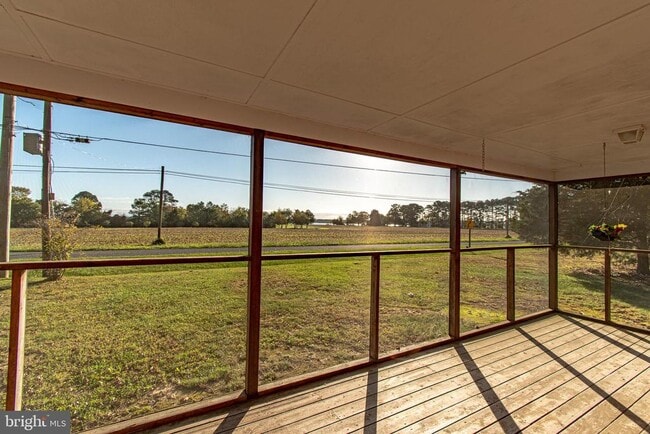 Building Photo - 7612 Sherwood Rd