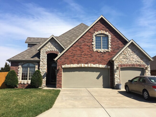 All Brick/Stone 4 Bedroom Home Available! ... - All Brick/Stone 4 Bedroom Home Available! ...