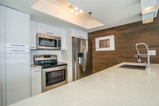 Photo - 7601 E Treasure Dr Unit 2301