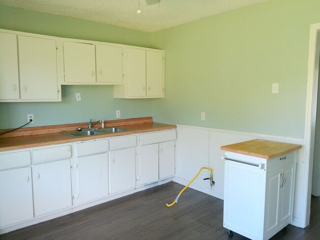 Photo - 4006 McArdle Rd