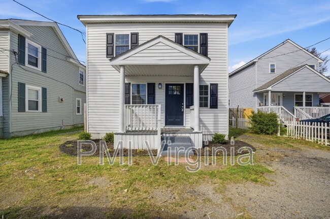 Building Photo - 307 N 4th St