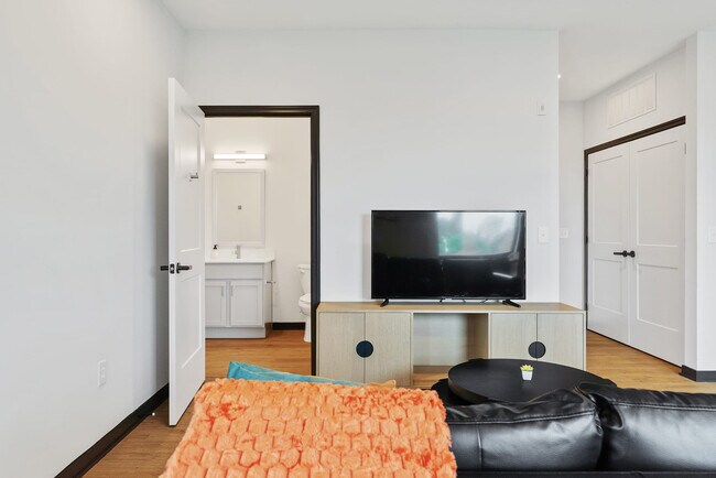 Photo - 423 E Michigan St Apartamento Unidad ID1026475P