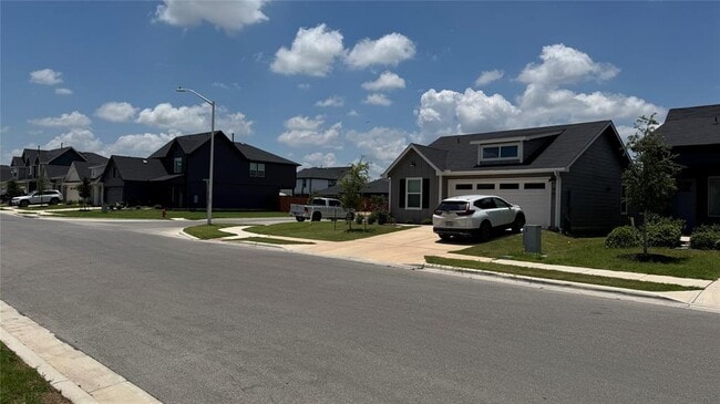 Photo - 408 Frogmore Lp
