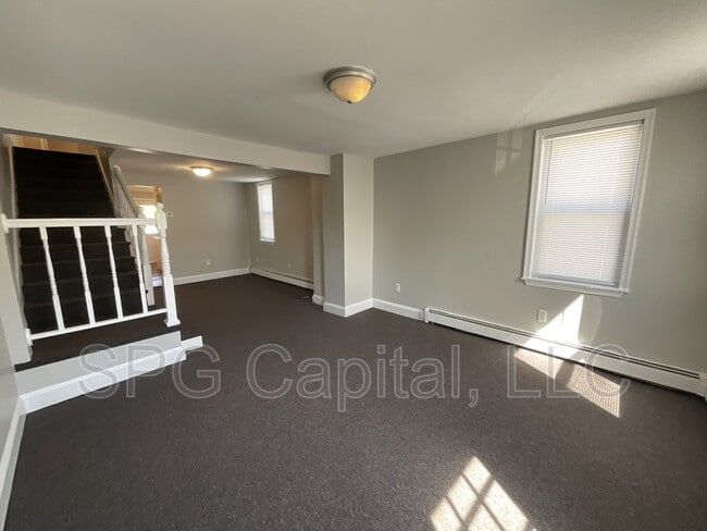 Photo - 230 N Pitt St