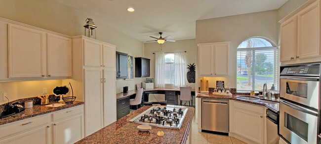 42128 May Pen Rd