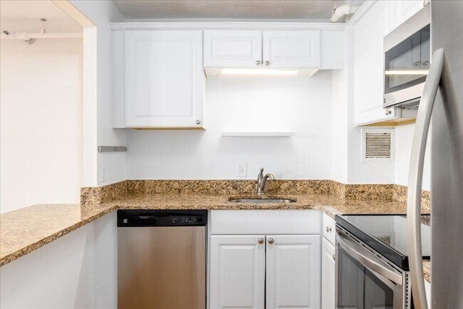 Photo - 872 Massachusetts Ave Unit 807