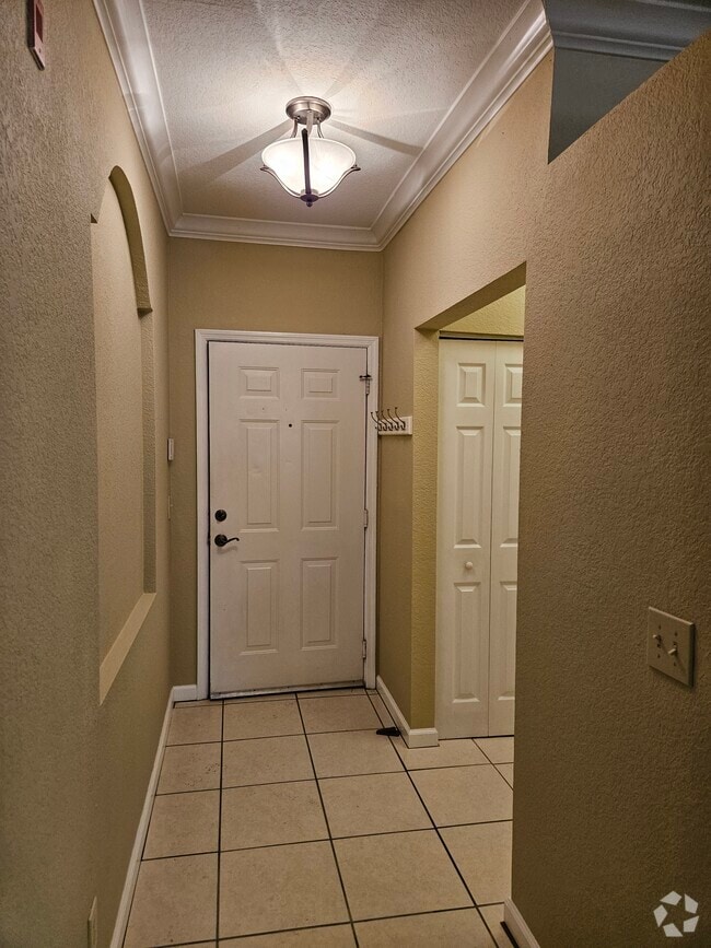 Building Photo - 13810 Sutton Park Dr N Rental