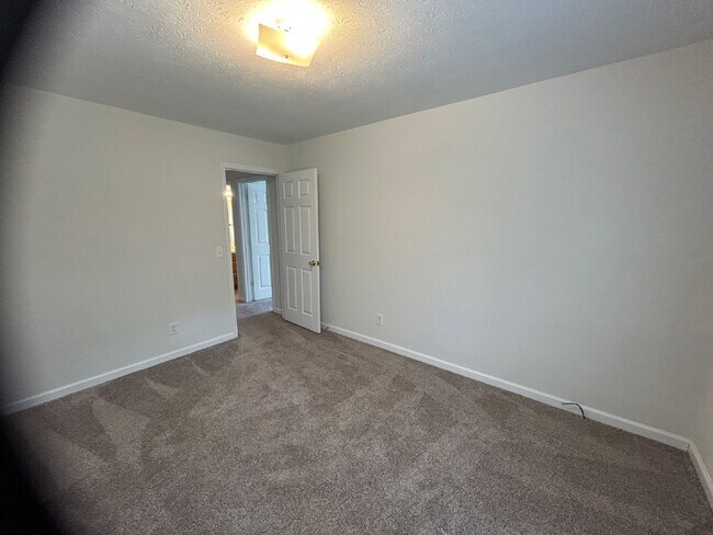 Photo - 3BD 2 BA HOME FOR RENT NEXT TO ALGOOD SCHOOLS