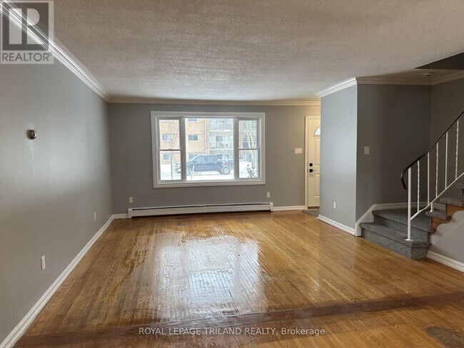 Photo - 1025 Notre Dame Dr