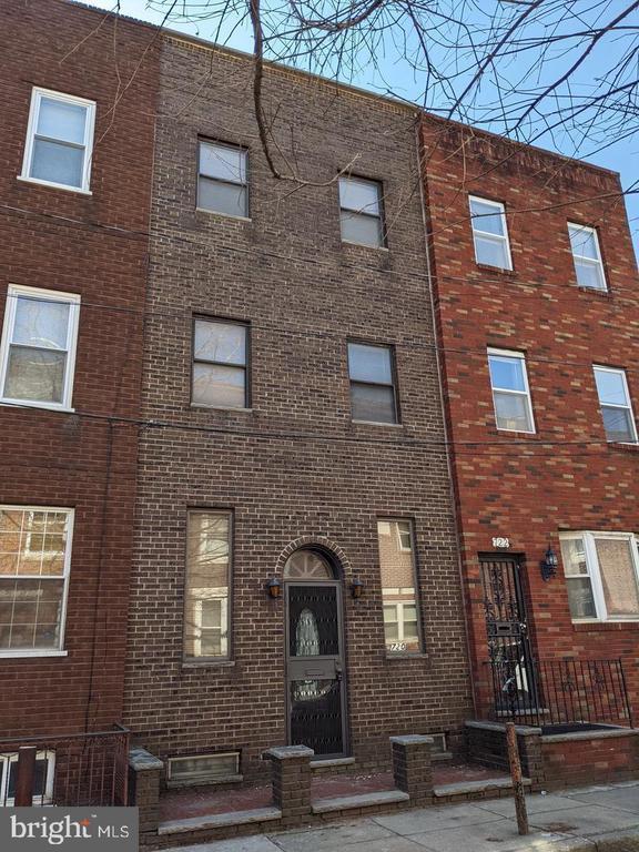 Photo - 720 League St Townhome