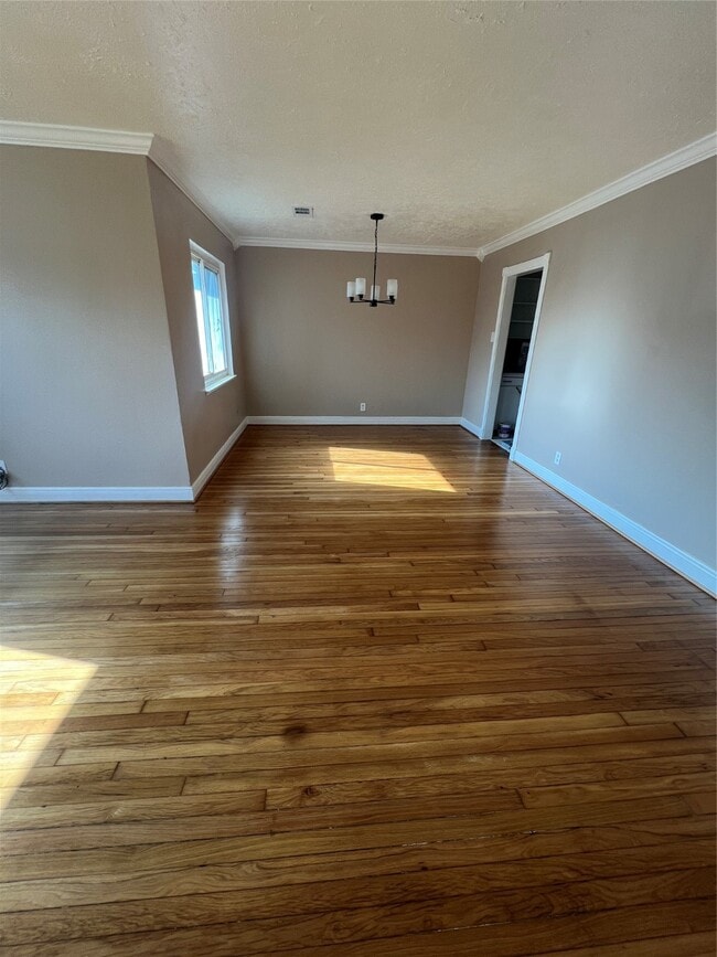 Photo - 5319 Cortelyou Ln