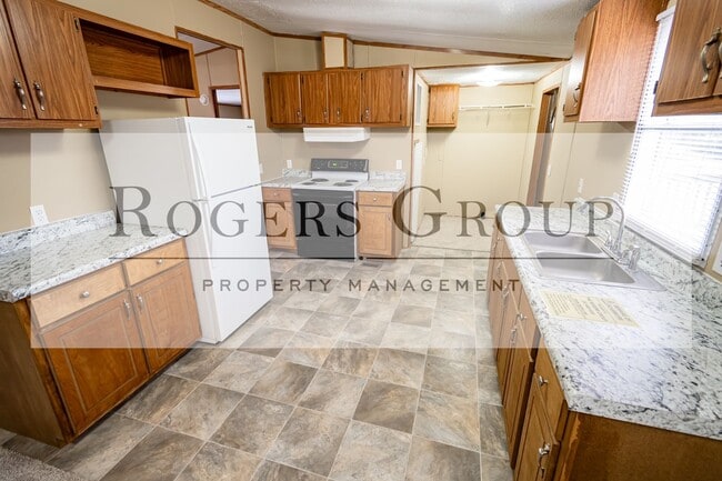 Photo - 519 Cedar Cove Rd