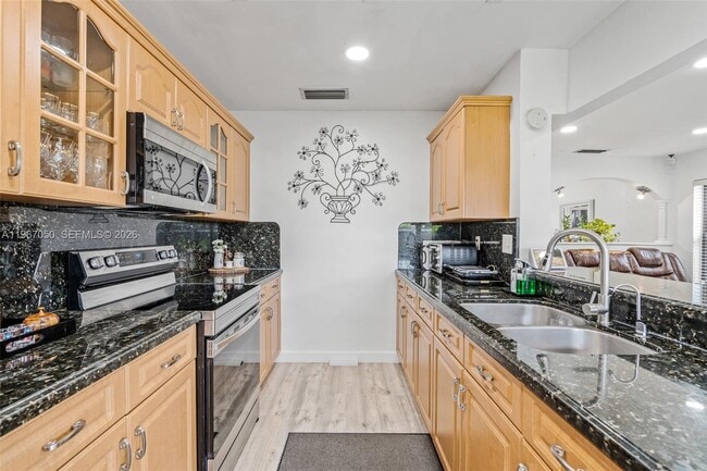 Photo - 11914 SW 125th Pl