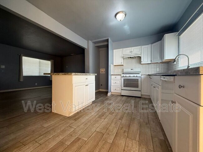 Photo - 718 Pierce St