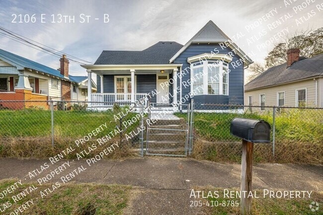 Building Photo - 2106 E 13th St Rental
