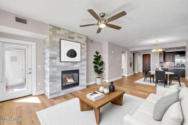 Photo - 4803 N Woodmere Fairway Unit 2006