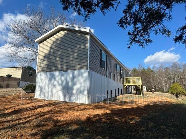 Photo - 66 Mt Pilot Mhp Dr