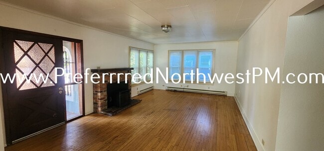 Photo - 84 E 19th Ave