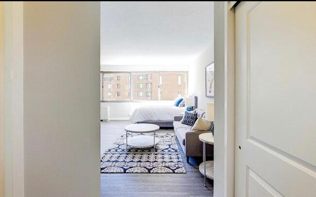 5500 Friendship Blvd Unit 1121N
