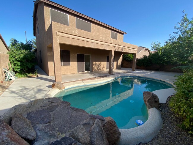 Photo - Prime Power Ranch Retreat: 4BR/2.5BA Oasis with Private Pool, Vaulted Ceilings & Backyard Bliss!