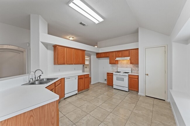 Photo - 14631 Englebrook Dr