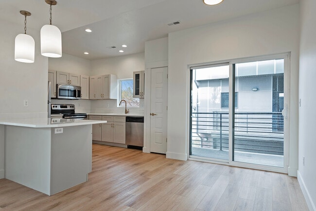 Photo - 1716 S 900 E