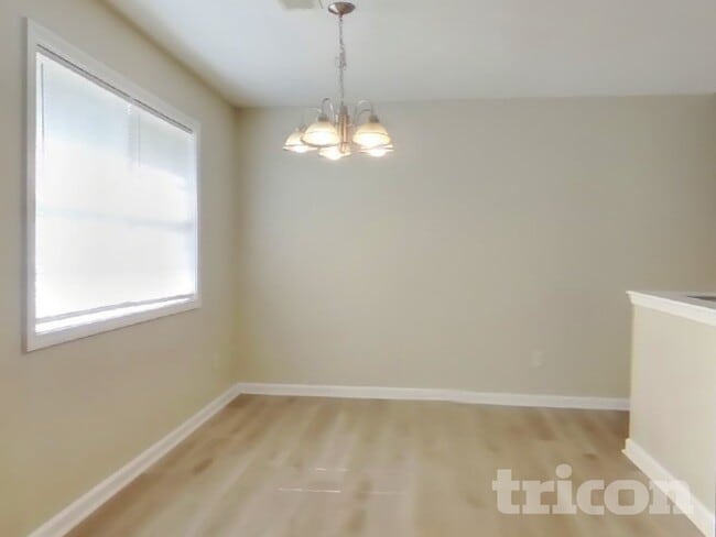 Photo - 103 Fairfax Dr