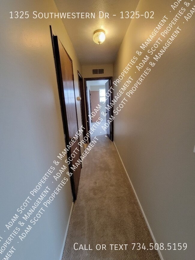 1325 Southwestern Dr Unit 1325-02
