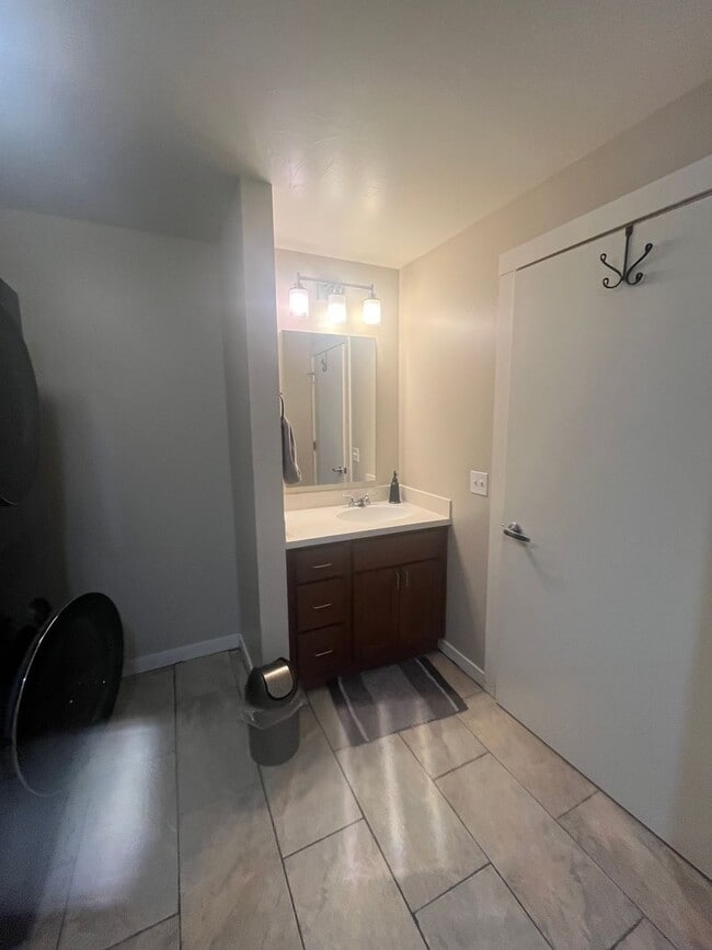 Photo - 210 S Cottonwood Rd Unidad 205, 210 S Cottonwood