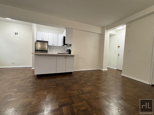 Photo - BEEKMAN PLACE Unit 9E