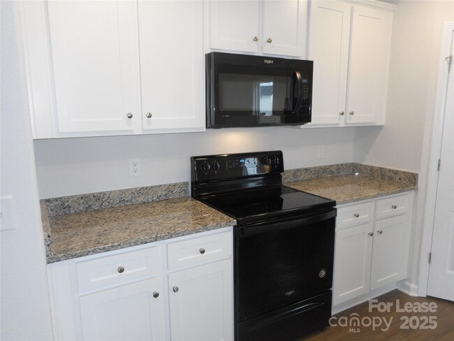 Photo - 3421 Ellingford Rd