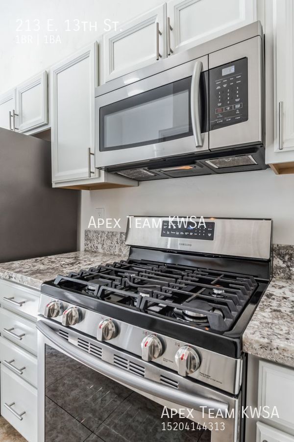 Photo - 213 E 13th St