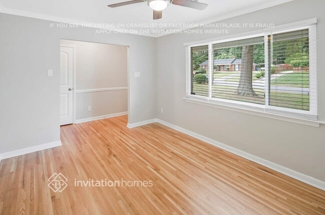 Photo - 5917 Olinda St