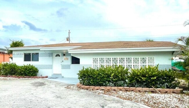 Photo - 7904 Miramar Pkwy