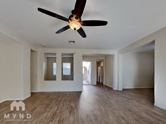 Photo - 6524 Greenlet Ave