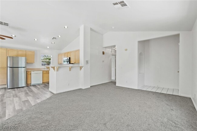 Building Photo - 8473 Birthstone Ave Rental