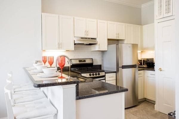 Building Photo - 549 Columbus Ave Unit 4 Rental