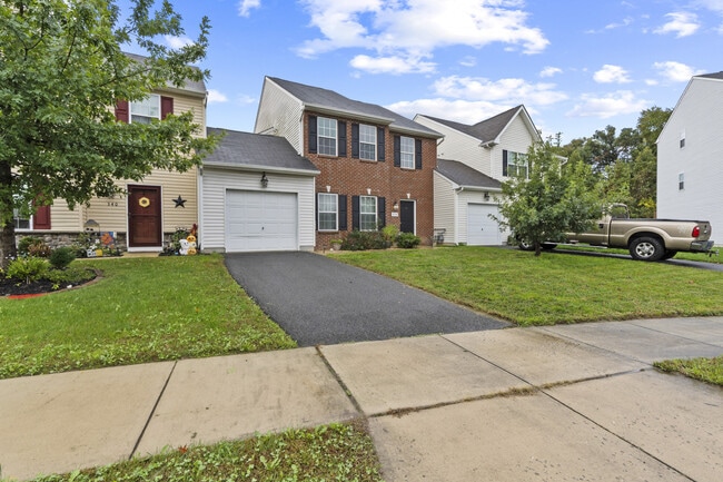 Building Photo - 338 Camerton Ln