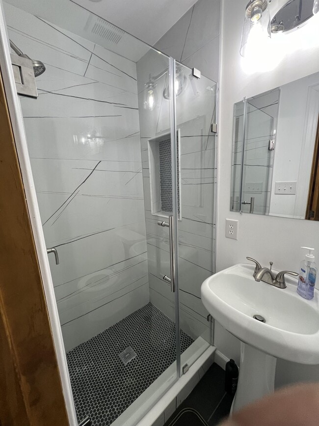 Photo - 16114 Jerald Rd