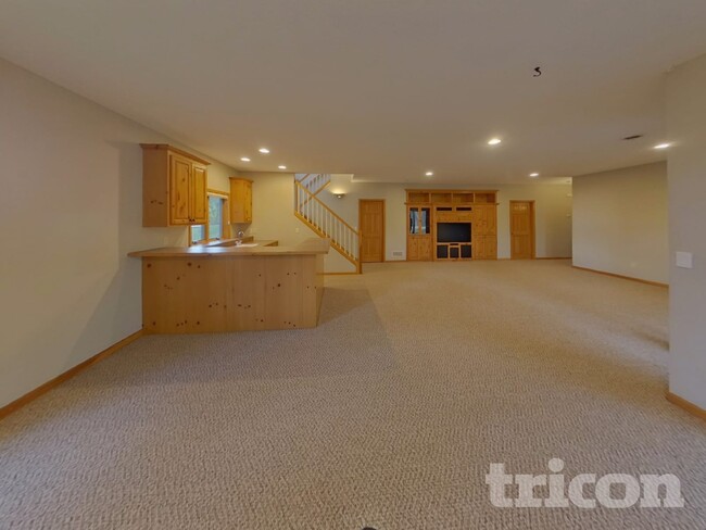 Photo - 1202 Adrian Dr