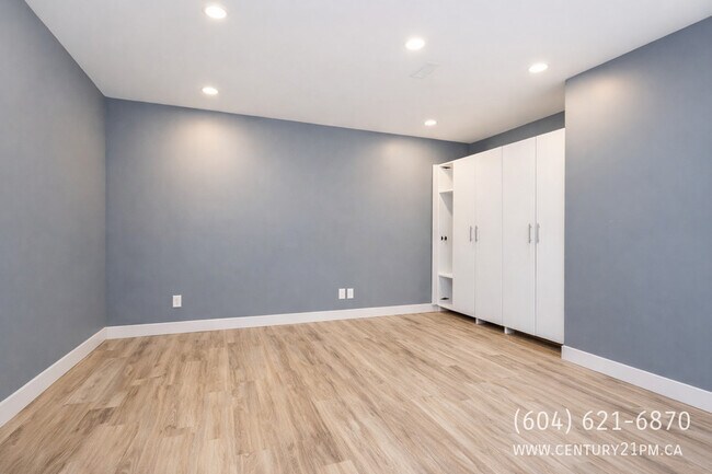 33270 Shelley Ave