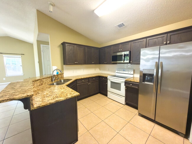 Photo - 9760 Seafarer's Way