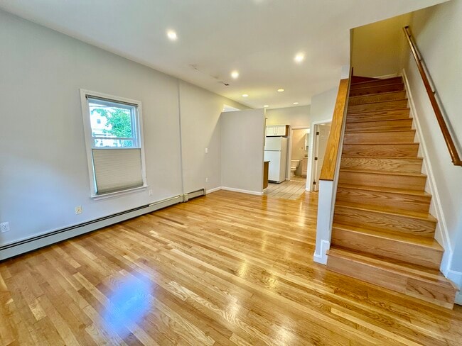 Photo - 294 Chestnut Ave Unidad 1