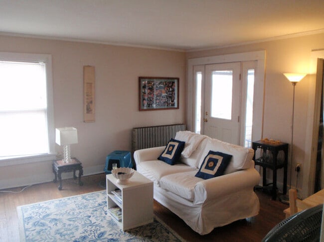 Photo - 317 S Aurora St Unit 2